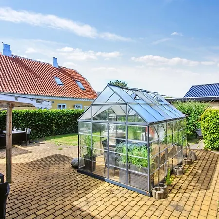 Apartment Gaesling - 1-6km From The Sea In Nw Jutland By Interhome *